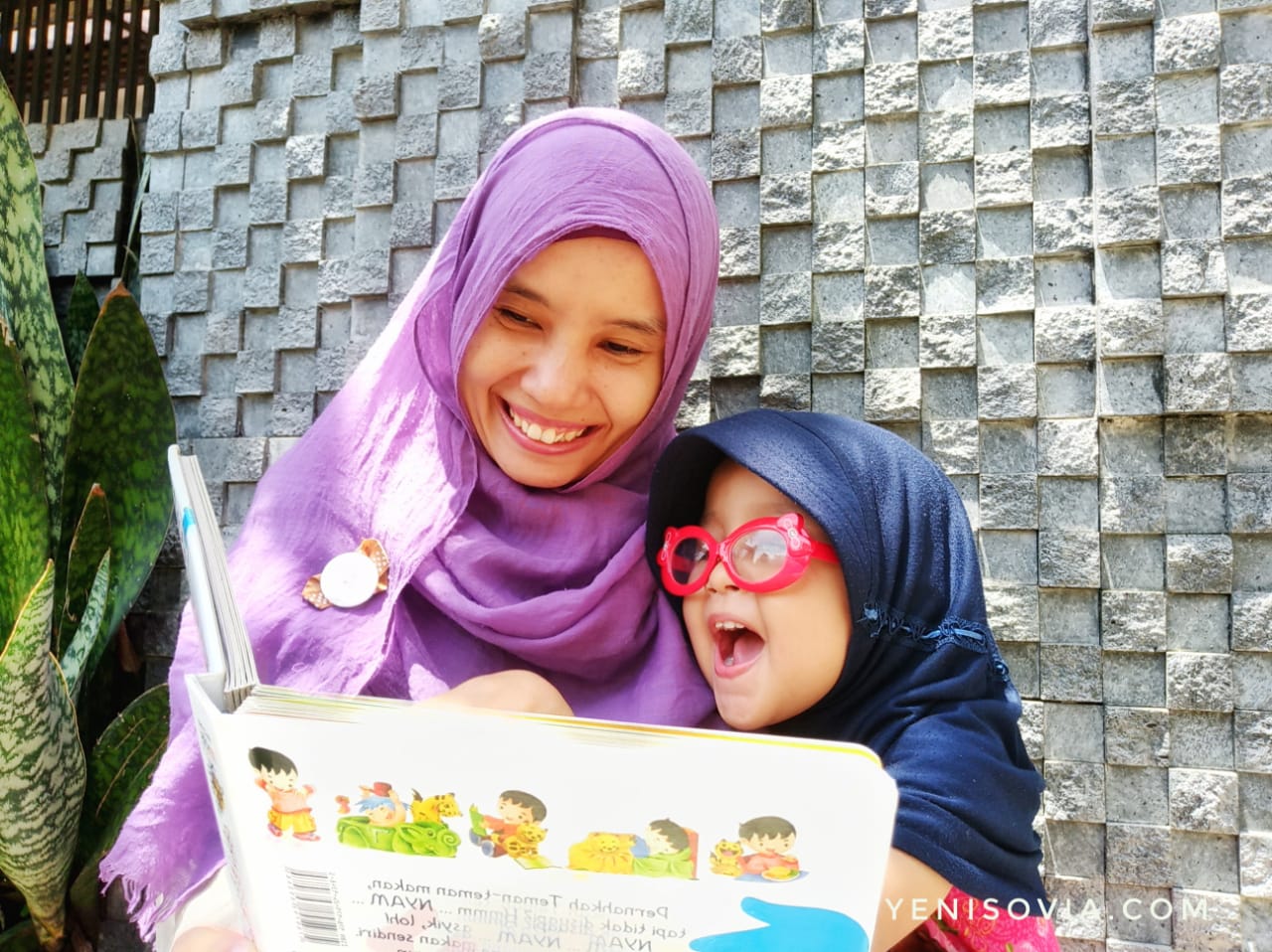 Begini Lho Cara Menyenangkan Mengajarkan Anak Menutup Aurat mengajarkan berjilbab pada anak
